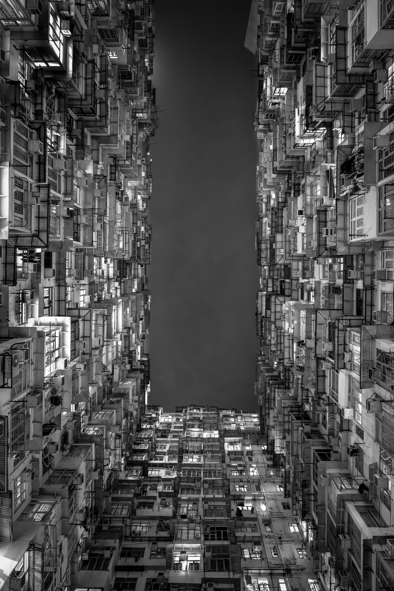 Hong Kong — Monochrome photograph 3 of 5